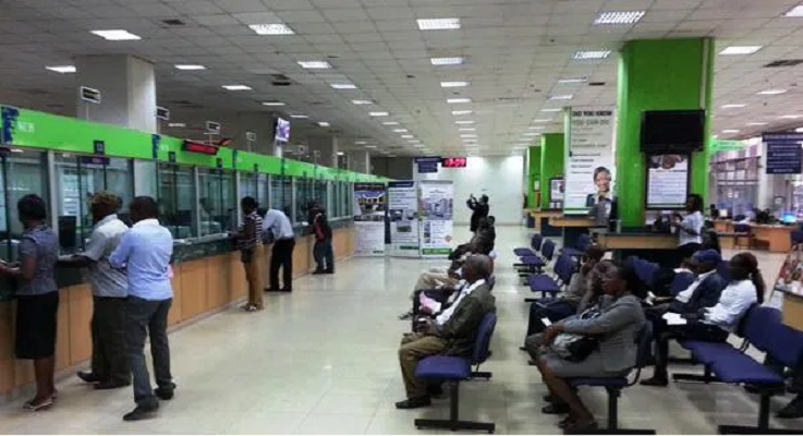 Covid-19 Lockdown: Nigerian Government Makes Room for Skeletal Banking, Petty Trading