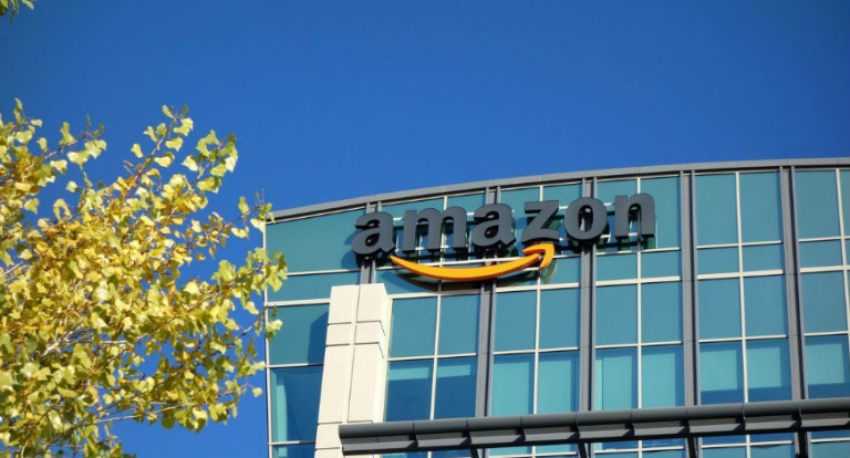 Amazon Slashes Hundreds of Jobs in Its Cloud Computing Unit