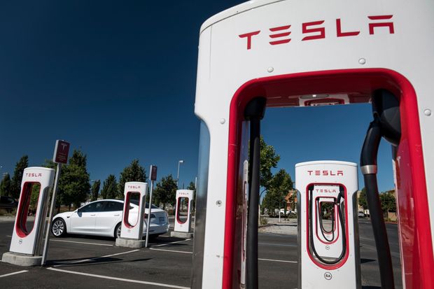 Navigating the Supply Chain Matrix: How Tesla is Scaling with Centralized Operational Model