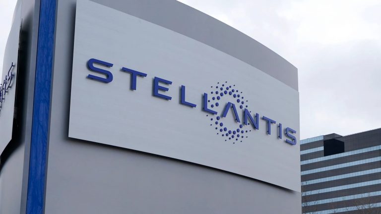 Trump's car rates slam stellantis with a loss of $ 1.7 billion, pushing the car manufacturer deeply in crisis